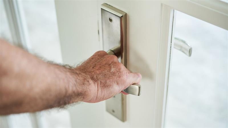 Door Hinge Problems